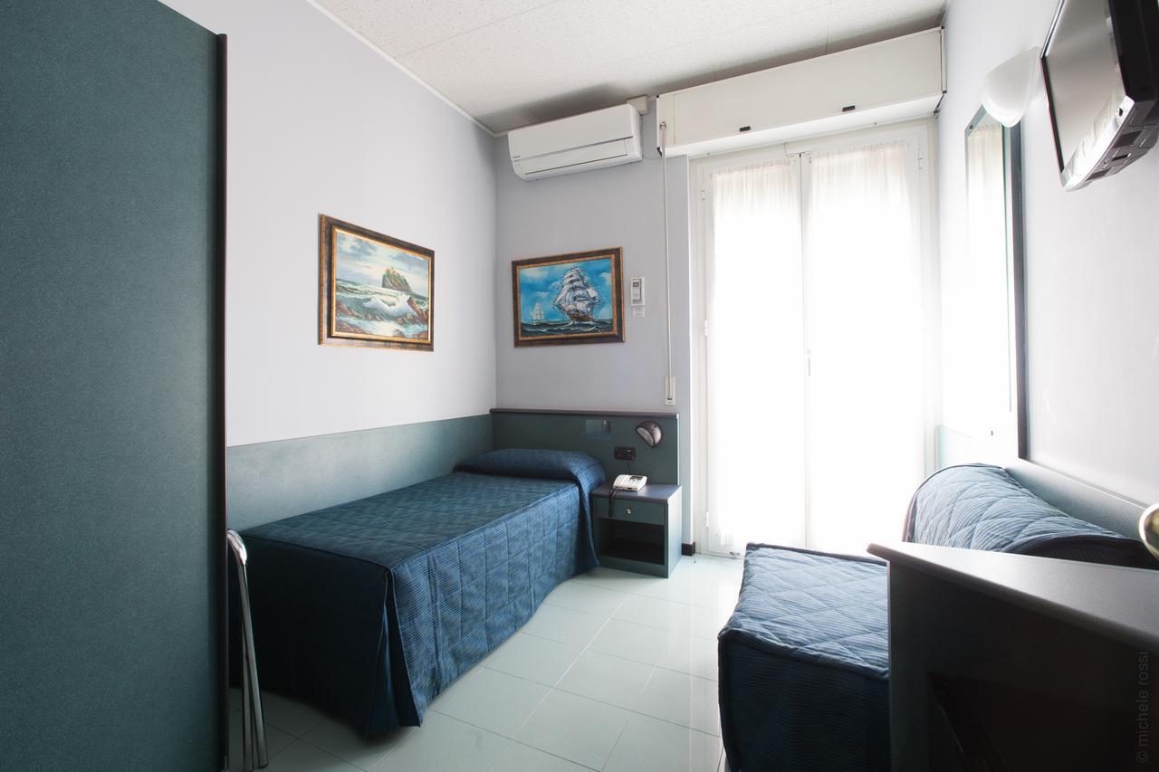 Tirreno Hotel 3*