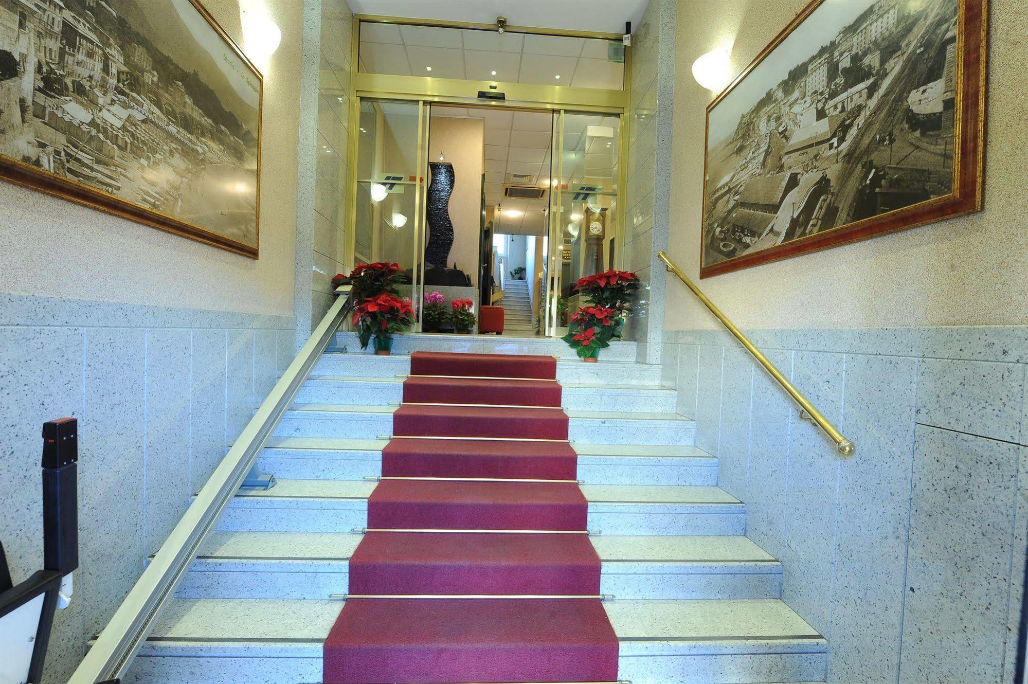Hotel Tirreno 3*
