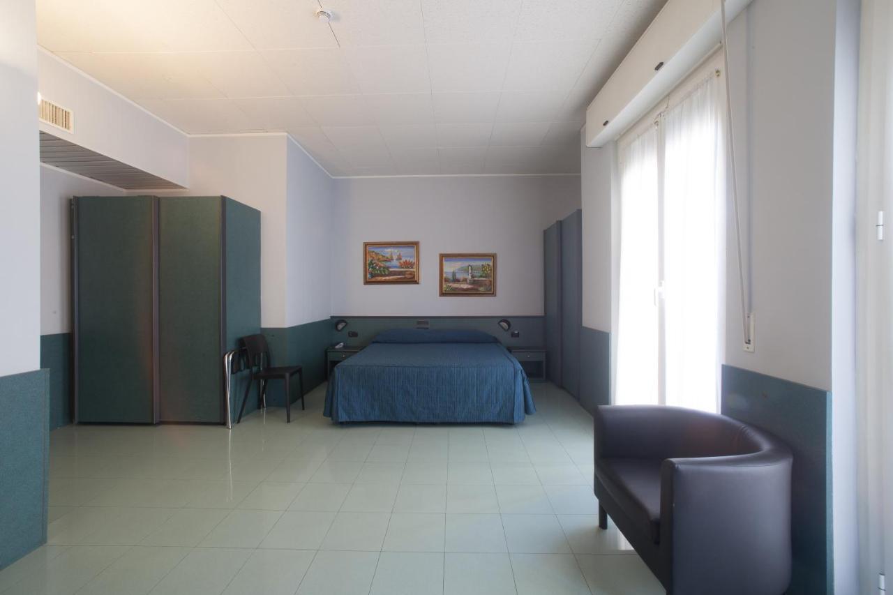 Hotel Tirreno 3*